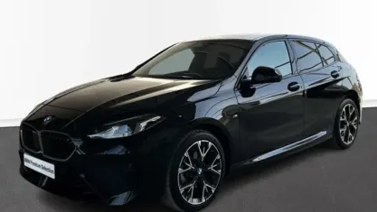 Usado BMW 120 Comfort Edition 163 CV (119 kW) 2025 Negro Utilitario