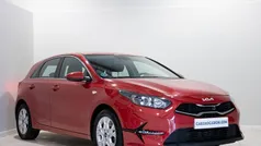 Usado 2024 Kia Ceed Berlina | 17.900 € (Precio justo)