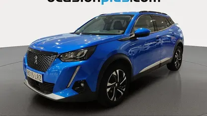 Usado Peugeot 2008 Allure 131 CV (96 kW) 2021 Azul SUV