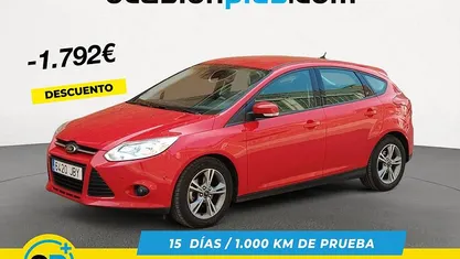 Rojo Usado 2015 Ford Focus Trend+ Utilitario | 9908 € (Precio justo)