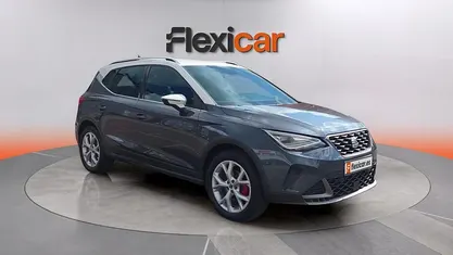 Usado Seat Arona FR 150 CV (110 kW) 2023 Azul SUV