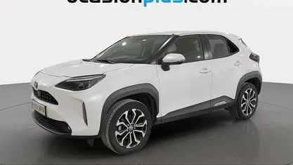 Usado Toyota Yaris Cross Active 116 CV (85 kW) 2024 Blanco SUV