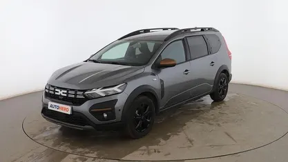 Gris Usado 2023 Dacia Jogger Extreme Monovolumen | 23.999 € (Un poco caro)
