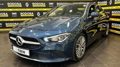 Azul Usado 2022 Mercedes CLA180 Berlina | 30.900 € (Precio justo)