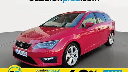 Occasion Seat Leon FR 150 PK (110 kW) 2015 Rood Hatchback