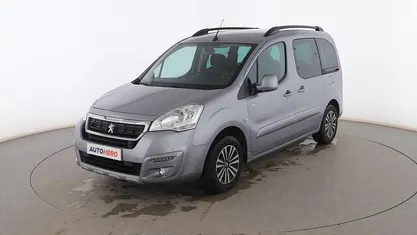 Usado 2017 Peugeot TePee Style Monovolumen | 11.599 € (Buen precio)