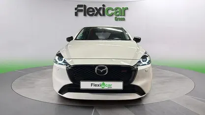 Usado Mazda 2 Homura-Line 90 CV (66 kW) 2024 Beige Berlina