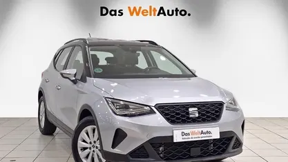 Usado Seat Arona Style 115 CV (84 kW) 2024 Gris SUV