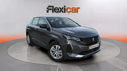 Usado Peugeot 3008 Active 131 CV (96 kW) 2022 Gris SUV