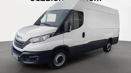 Begagnad Iveco Daily 156 HK (114 kW) 2022 Vit Kombi