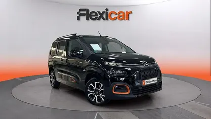 Begagnad Citroën Berlingo Shine 102 HK (75 kW) 2021 Svart Minibuss