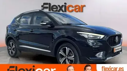 Usado MG ZS Comfort 111 CV (81 kW) 2022 Negro SUV
