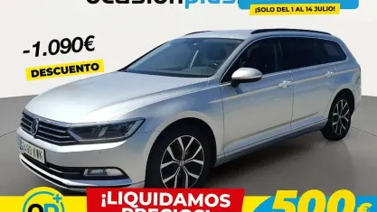 Usado VW Passat Advance 150 CV (110 kW) 2019 Gris Familiar