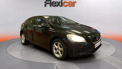 Usado Volvo V40 CC Kinetic 120 CV (88 kW) 2016 Negro Familiar
