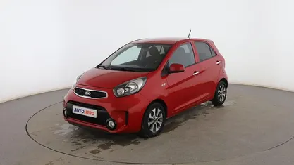 Usado Kia Picanto 65 CV (47 kW) 2015 Rojo Utilitario