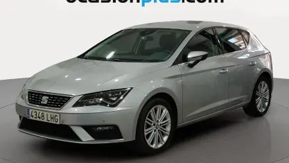 Usado Seat Leon FR 130 CV (95 kW) 2020 Gris plata Utilitario