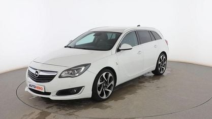 Używany Opel Insignia Excellence 135 KM (99 kW) 2016 Biały Kombi