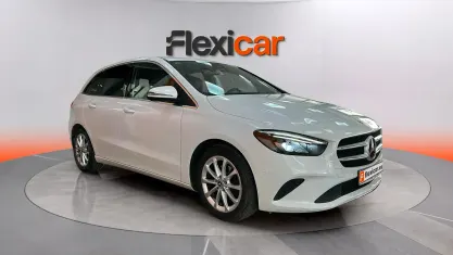 Usado Mercedes B180 116 CV (85 kW) 2020 Blanco Utilitario