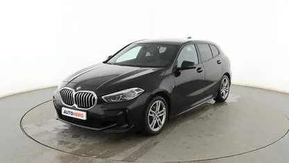 Usado BMW 118 M Sport 136 CV (100 kW) 2022 Negro Utilitario