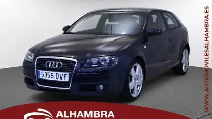 Usado Audi A3 Ambition 200 CV (147 kW) 2006 Gris Utilitario