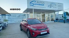 Rojo Usado 2023 Kia Stonic SUV | 16.950 € (Precio justo)