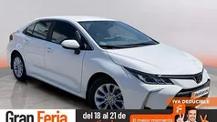 Blanco Usado 2023 Toyota Corolla Active Berlina | 21.490 € (Precio justo)
