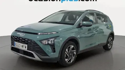 Usado Hyundai Bayon 101 CV (74 kW) 2023 Verde SUV
