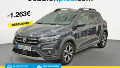 Gris / plata Usado 2022 Dacia Sandero Essentiel Utilitario | 13.900 € (Precio justo)