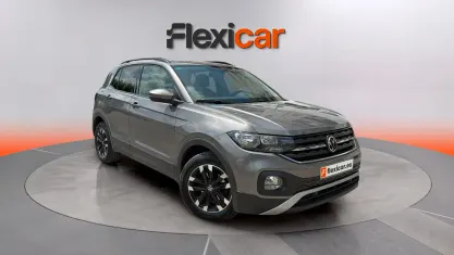 Usado VW T-Cross Advance 110 CV (80 kW) 2021 Gris SUV