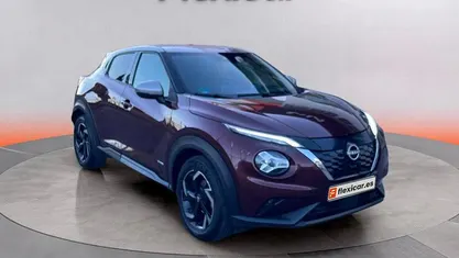 Usado Nissan Juke N-Connecta 143 CV (105 kW) 2023 Burdeos SUV