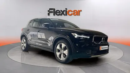 Usado Volvo XC40 Momentum 150 CV (110 kW) 2020 Negro SUV