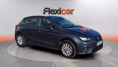 Usado Seat Ibiza Reference 95 HP (69 kW) 2024 Cinzento Citadino