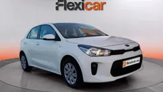 Usado 2017 Kia Rio Berlina | 7970 € (Buen precio)