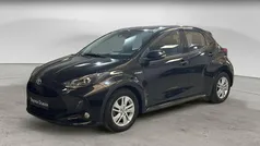 Usado 2021 Toyota Yaris Hybrid Active Berlina | 18.500 € (Precio justo)