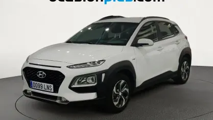 Usado Hyundai Kona 141 CV (103 kW) 2021 Blanco SUV