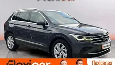Gris Usado 2021 VW Tiguan Life SUV | 28.990 € (Precio justo)
