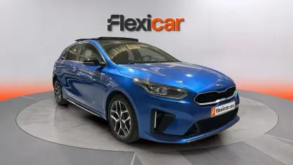 Usado Kia Ceed GT GT-Line 140 CV (102 kW) 2019 Azul Berlina