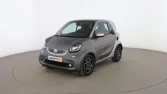 Gris Usado 2015 Smart ForTwo Coupé Passion Utilitario | 10.299 € (Precio justo)