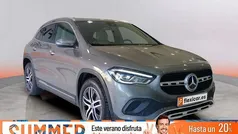 Gris / plata Usado 2022 Mercedes GLA180 SUV | 28.490 € (Precio justo)