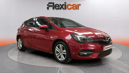 Usado Opel Astra Business Elegance 131 CV (96 kW) 2020 Berlina