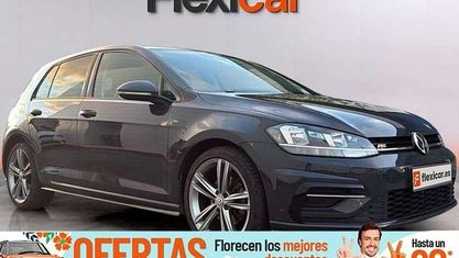 Usado VW Golf VII Sport 150 HP (110 kW) 2018 Cinzento Citadino