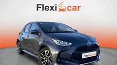 Gris Usado 2023 Toyota Yaris Hybrid Active Berlina | 18.990 € (Buen precio)