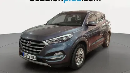 Usado Hyundai Tucson 115 CV (84 kW) 2017 Gris SUV