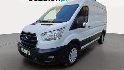 Usado Ford Transit Trend 130 CV (95 kW) 2020 Blanco Familiar