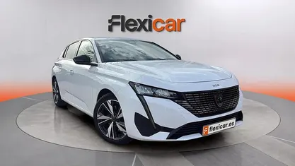 Occasion Peugeot 308 Active 131 ch (96 kW) 2022 Blanc Berline