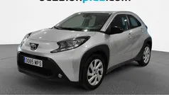 Usado 2024 Toyota Aygo X Play SUV | 13.082 € (Precio justo)