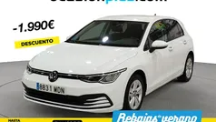 Blanco Usado 2023 VW Golf VIII Life Berlina | 21.900 € (Precio justo)