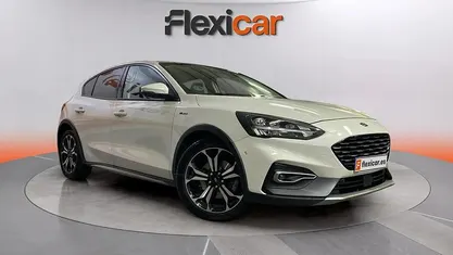 Używany Ford Focus Active 150 KM (110 kW) 2019 Beżowy Sedan/Limuzyna