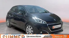 Negro Usado 2018 Peugeot 208 Active Utilitario | 10.490 € (Precio justo)