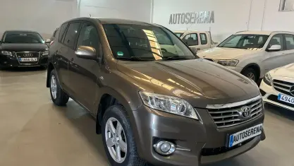 Usado Toyota RAV4 150 CV (110 kW) 2012 Marrón SUV